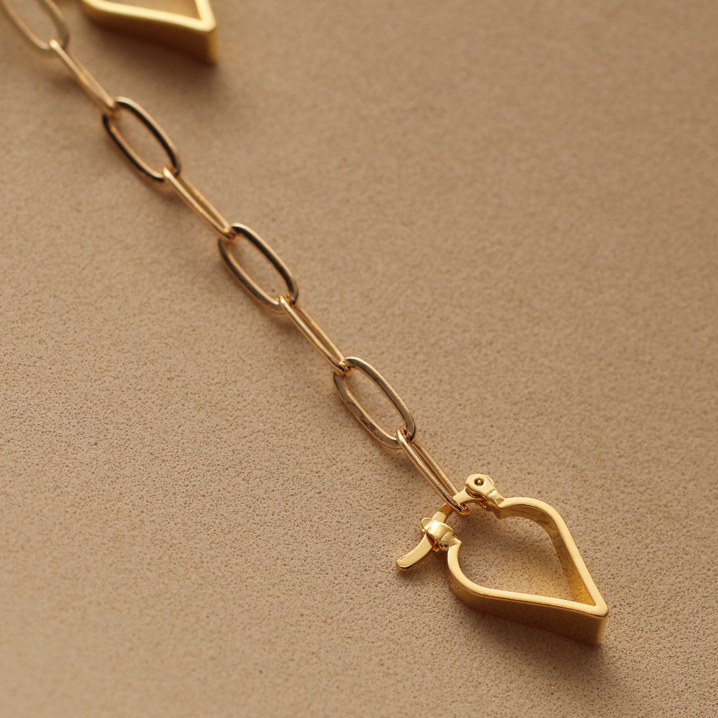 Brinco Coração Dourado