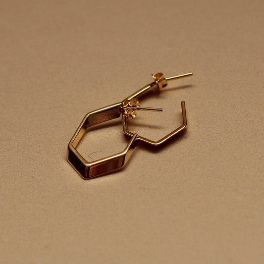 Brinco Geometria Dourada