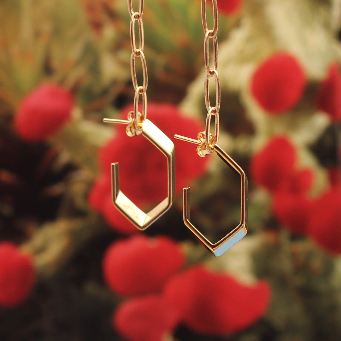 Brinco Geometria Dourada